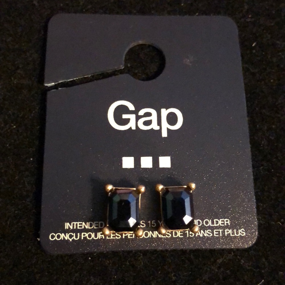 New GAP earrings gold tone - Picture 3 of 4